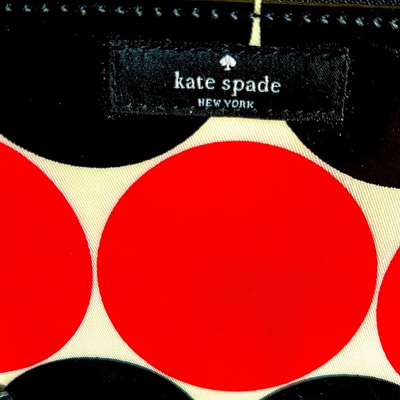 Kate Spade Wallet/Wristlet&tagPatentBlack&Red EyeCatching.PristineInterior.Roomy - Picture 2 of 9